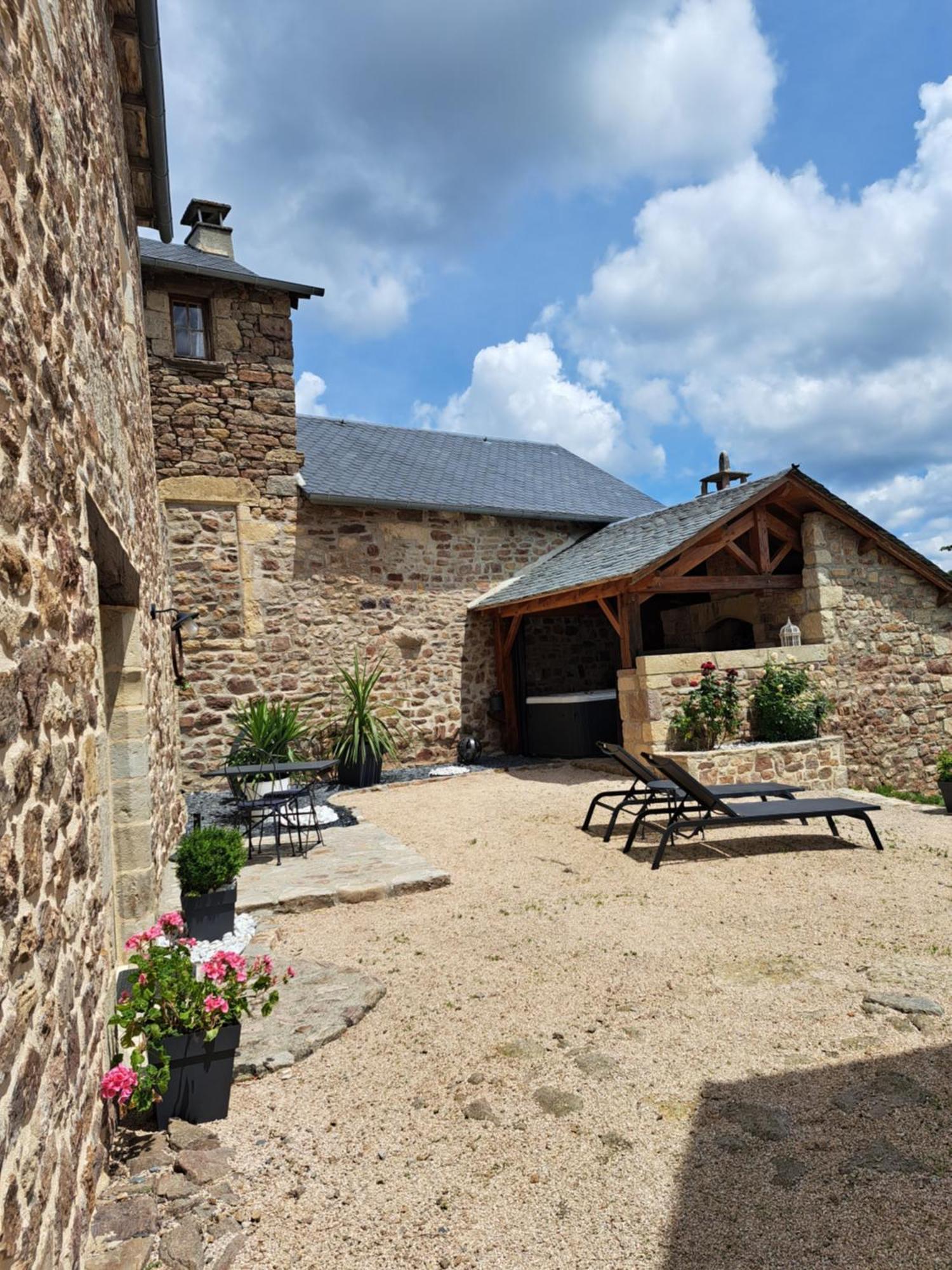 Villa La Tour D'Olympe Recoules-Previnquieres Esterno foto